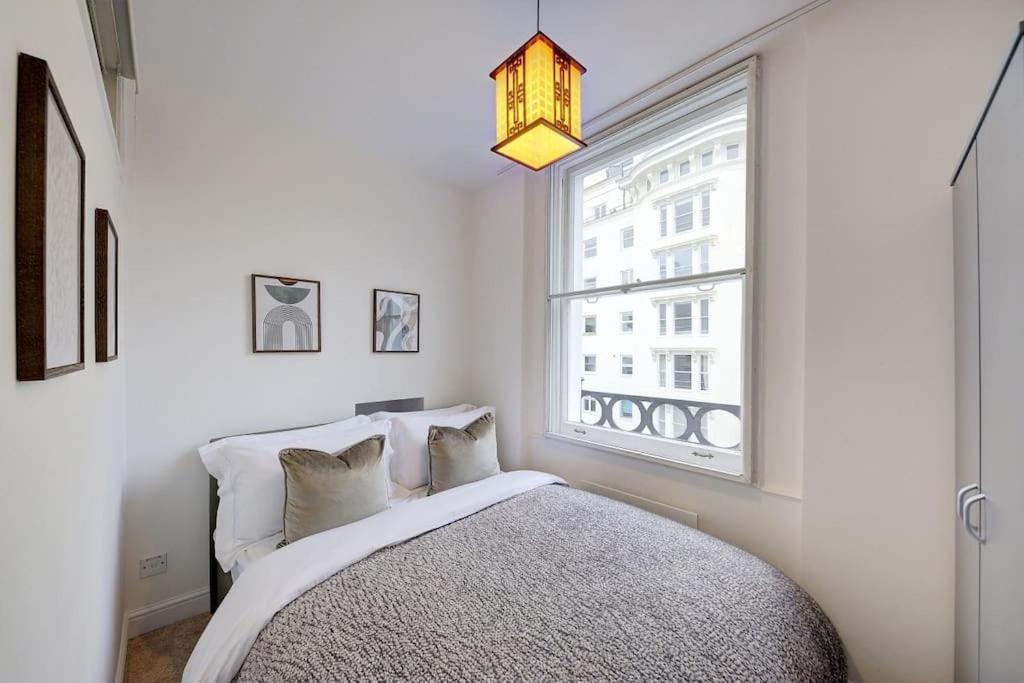 Stunning Hyde Park Apartment ลอนดอน ภายนอก รูปภาพ